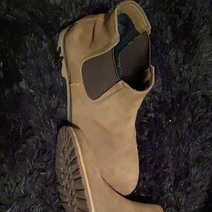 Chelsea boots size 8